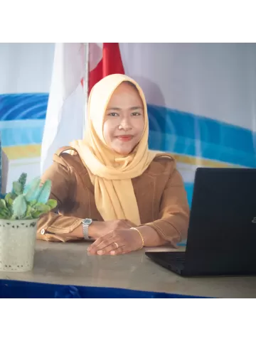 Ainiya Putri Ikhsanti, S.Pd.